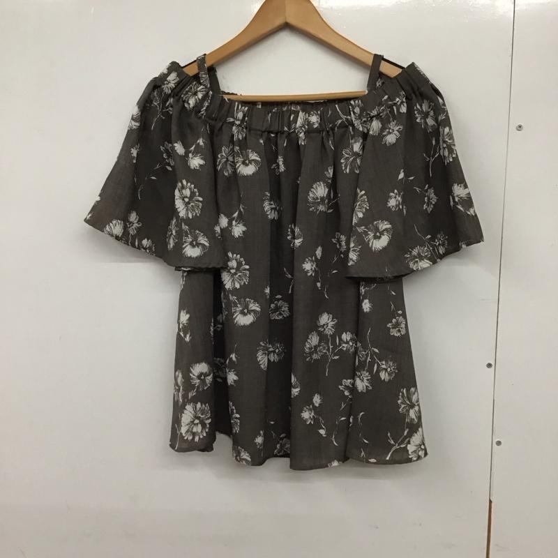 ロッソアーバンリサーチ ROSSOURBANRESEARCH カットソー 半袖 URBAN RESEARCH オリジナル花柄オフショルプルオーバー FREE 総柄 灰 / グレー / レディース USED 古着 中古 10132126