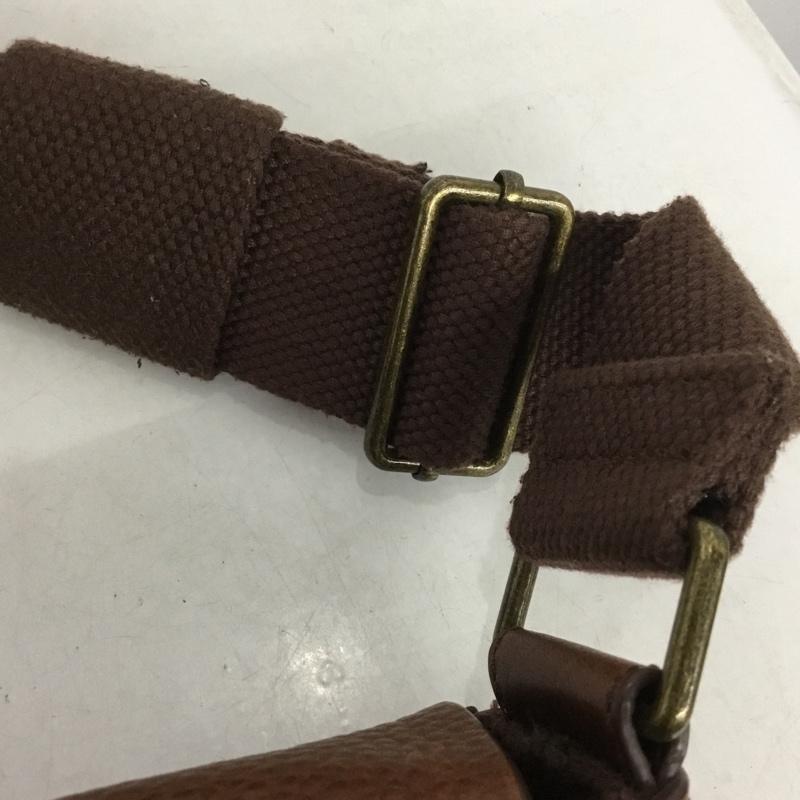 ギャップ GAP ショルダーバッグ ショルダーバッグ レザーバッグ 牛革 無地 茶 / ブラウン / メンズ USED 古着 中古 10134637