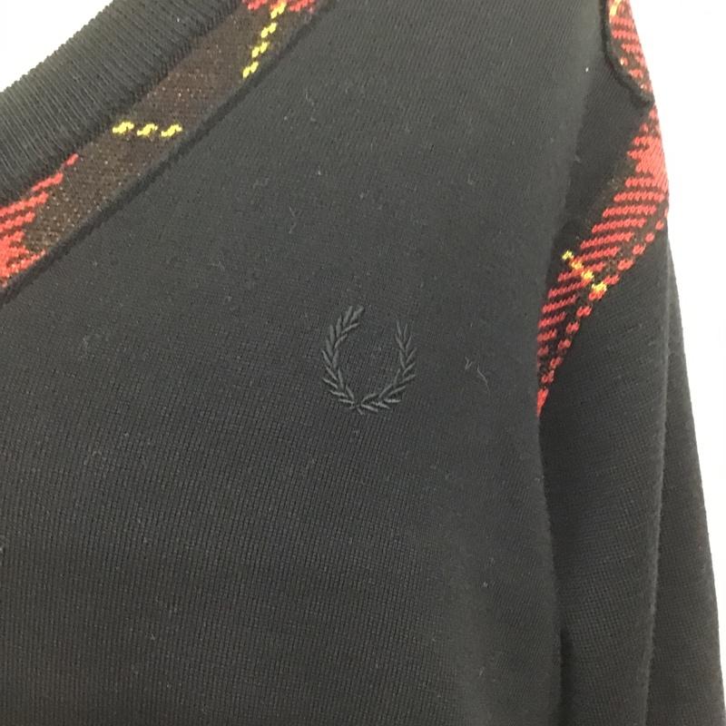 フレッドペリー FRED PERRY ニット、セーター 長袖 Vネック 42 黒 / ブラック / メンズ USED 古着 中古 10106063