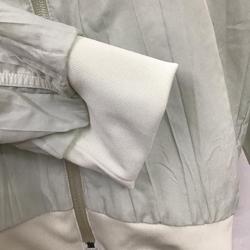 アディダス adidas ジャケット、上着 ジャケット、ブレザー fm5182 クロスジャケットWSTYLEウーブンボンバージャケット アウター L 無地 灰 / グレー / レディース USED 古着 中古 10126730