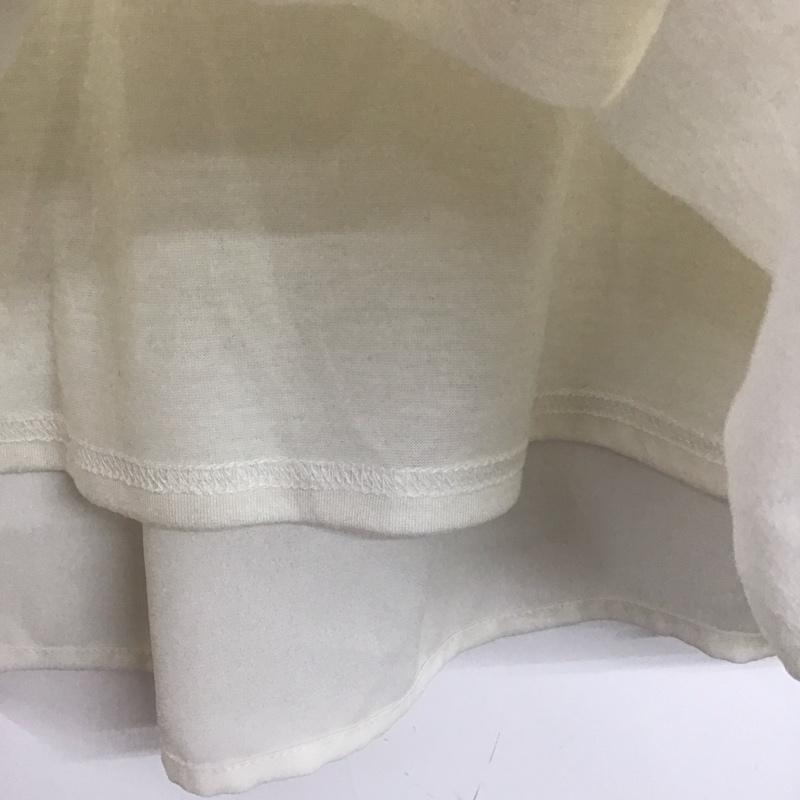 ナチュラルビューティーベーシック NATURAL BEAUTY BASIC カットソー 半袖 半袖カットソー プルオーバー フレアカットソー M 無地 白 / ホワイト / レディース USED 古着 中古 10132935