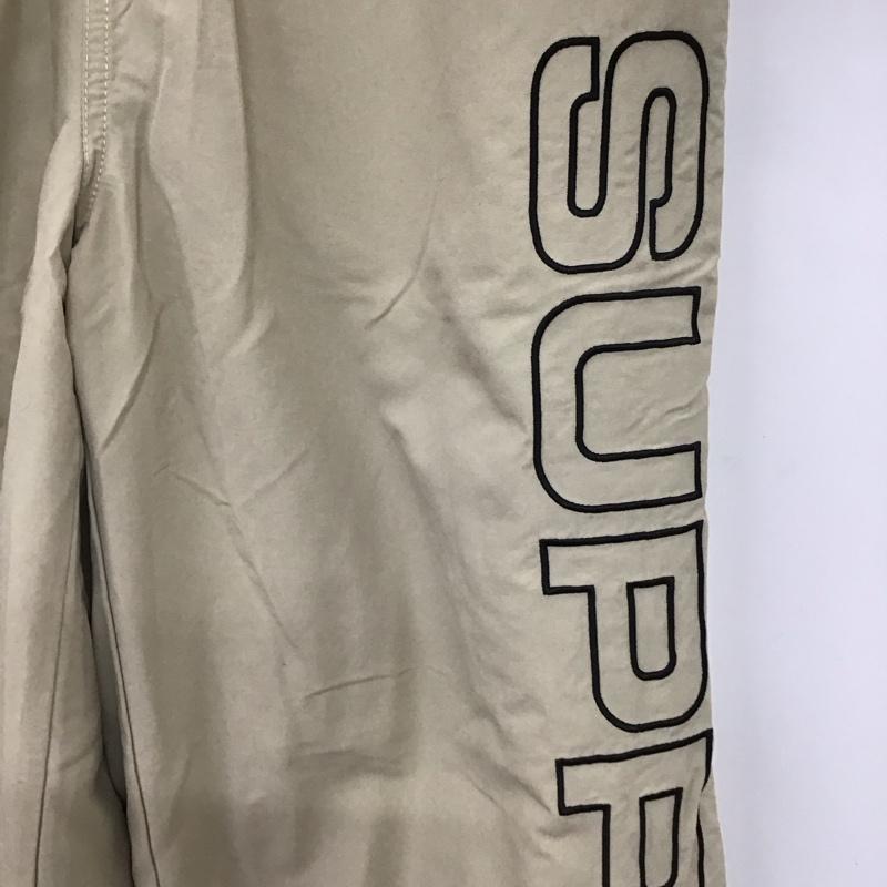 シュプリーム Supreme パンツ ワークパンツ、ペインターパンツ 17ss ナイロンパンツ ワイドパンツ S ロゴ、文字 ベージュ / ベージュ /  メンズ USED 古着 中古 10126173