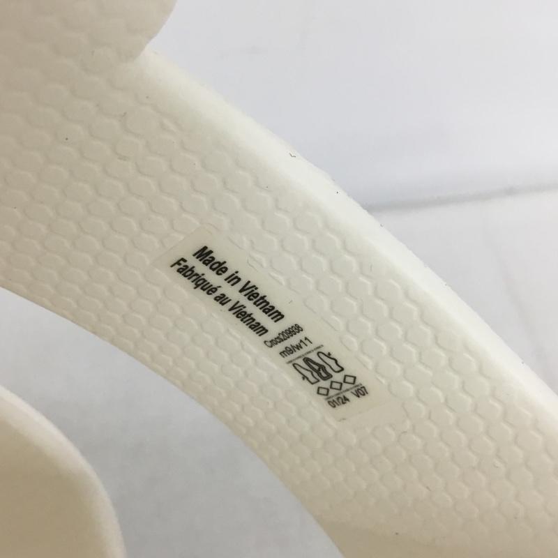 クロックス crocs サンダル サンダル ストンプ フィッシャーマンサンダル 厚底 M9 ロゴ、文字 白 / ホワイト / X 黒 / ブラック / メンズ USED 古着 中古 10137384
