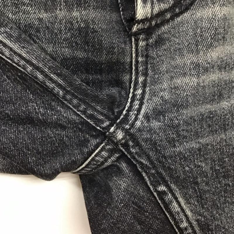 デンハム DENHAM パンツ デニム、ジーンズ デニムパンツ スリムパンツ カジュアルパンツ ストレッチパンツ 無地 黒 / ブラック / メンズ USED 古着 中古 10130042