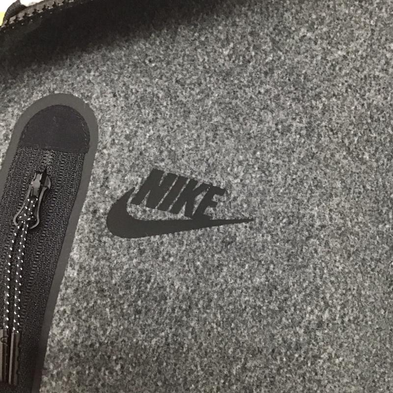 ナイキ NIKE パーカー 長袖 dq4802-010 ジップアップパーカー スポーツウェア S ロゴ、文字 灰 / グレー / メンズ USED 古着 中古 10138600