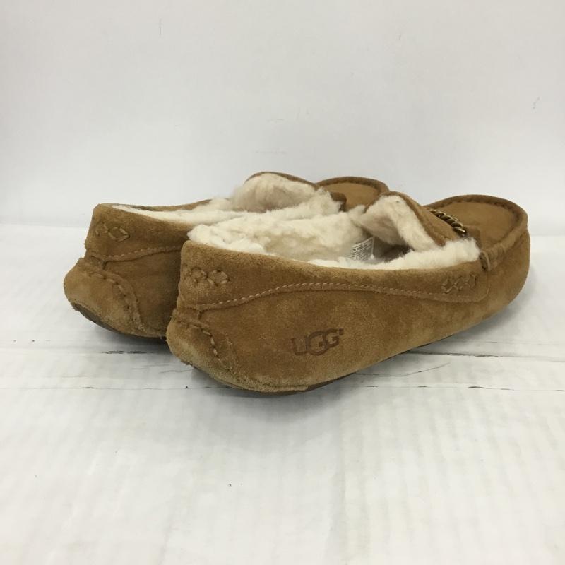 アグ UGG カジュアルシューズ カジュアルシューズ 1095103 チェーン モカシン 24cm USA7 箱有 24.0cm ロゴ、文字 キャメル / キャメル / レディース USED 古着 中古 10123992