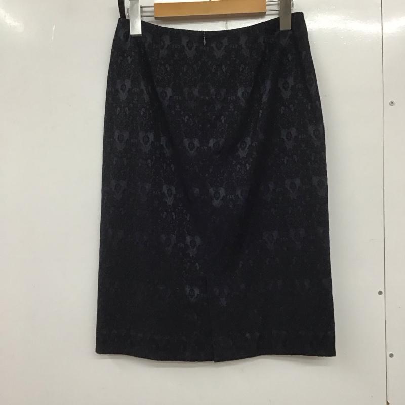 ナチュラルビューティーベーシック NATURAL BEAUTY BASIC スカート ひざ丈スカート M 無地 紺 / ネイビー / レディース USED 古着 中古 10133832