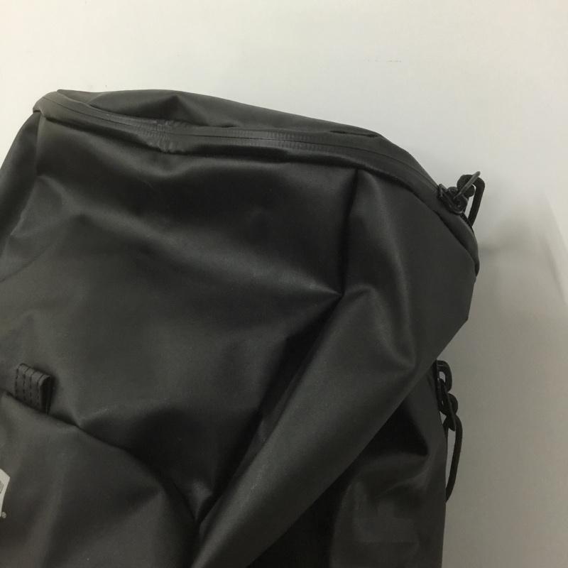 ニューエラ NEW ERA リュックサック、デイパック リュックサック、デイバッグ RUCKSACK ロゴ、文字 黒 / ブラック / メンズ USED 古着 中古 10127290