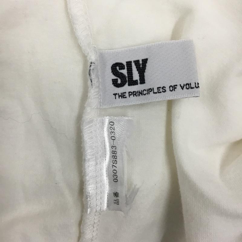 スライ SLY タンクトップ タンクトップ 0307S883-0320 ノースリーブカットソー 無地 白 / ホワイト / レディース USED 古着 中古 10118154