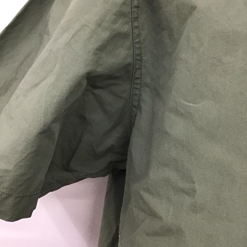 カーハート Carhartt シャツ、ブラウス 半袖 半袖シャツ カラーシャツ 半袖カットソー 無地シャツ XL ロゴ、文字 カーキ / カーキ /  メンズ USED 古着 中古 10112754