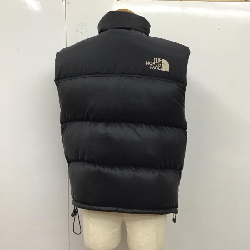 ザノースフェイス THE NORTH FACE ベスト ベスト ダウンベスト ノースリーブカットソー ジップアップジャケット M ロゴ、文字 黒 / ブラック / メンズ USED 古着 中古 10122132