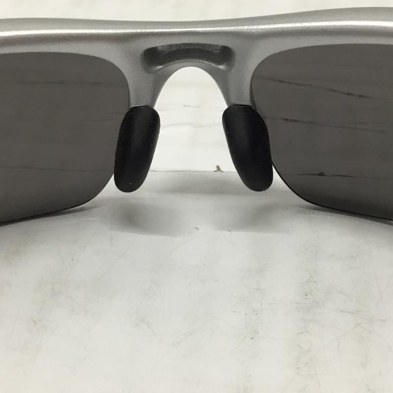 オークリー OAKLEY めがね・サングラス サングラス OO9153-02 スポーツサングラス HALF JACKET2.0 ロゴ、文字 銀 / シルバー / X 黒 / ブラック / メンズ USED 古着 中古 10108219