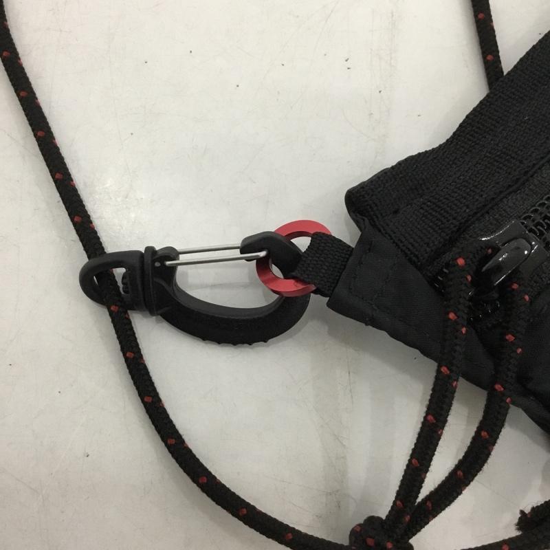 ブリーフィング BRIEFING ショルダーバッグ ショルダーバッグ サコッシュ ロゴ、文字 黒 / ブラック / メンズ USED 古着 中古 10150588
