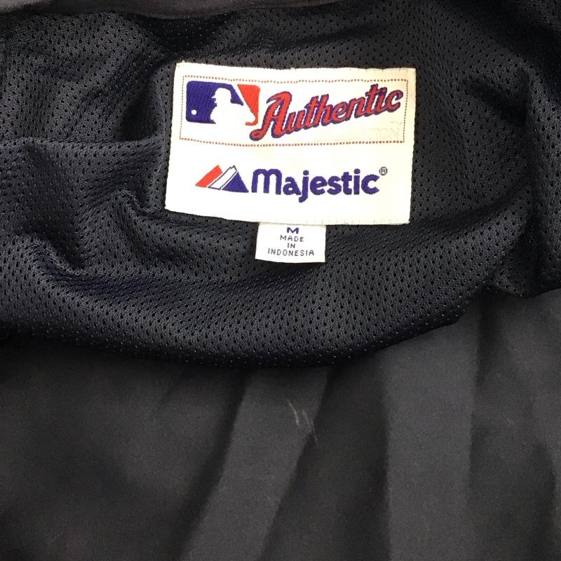 マジェスティック MAJESTIC カットソー 長袖 長袖カットソー Vネックカットソー 長袖Tシャツ ロングスリーブカットソー スポーツウェア M ロゴ、文字 紺 / ネイビー / メンズ USED 古着 中古 10111115