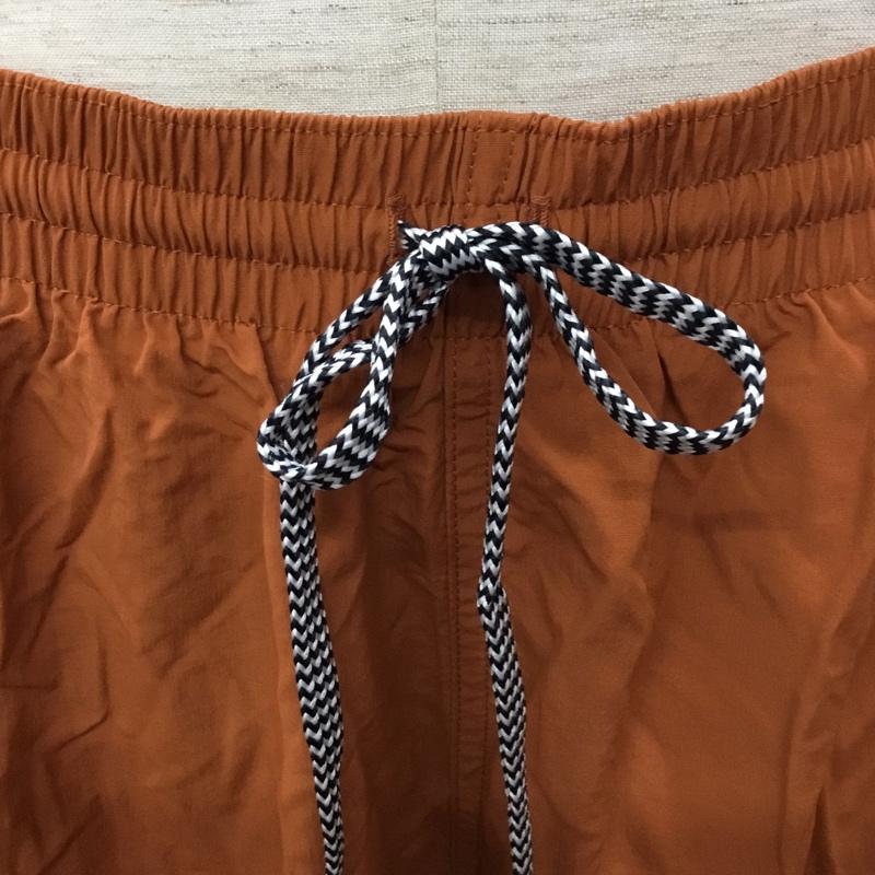 ナイキ NIKE パンツ ショートパンツ ショートパンツ ハーフパンツ カジュアルパンツ スポーツウェア XL 無地 橙 / オレンジ / メンズ USED 古着 中古 10121048