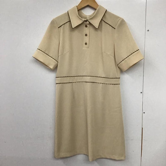 リリー ブラウン Lily Brown ワンピース ひざ丈スカート lwco211008 パイピングミニワンピ 半袖ワンピース 無地 ベージュ / ベージュ /  レディース USED 古着 中古 10133002
