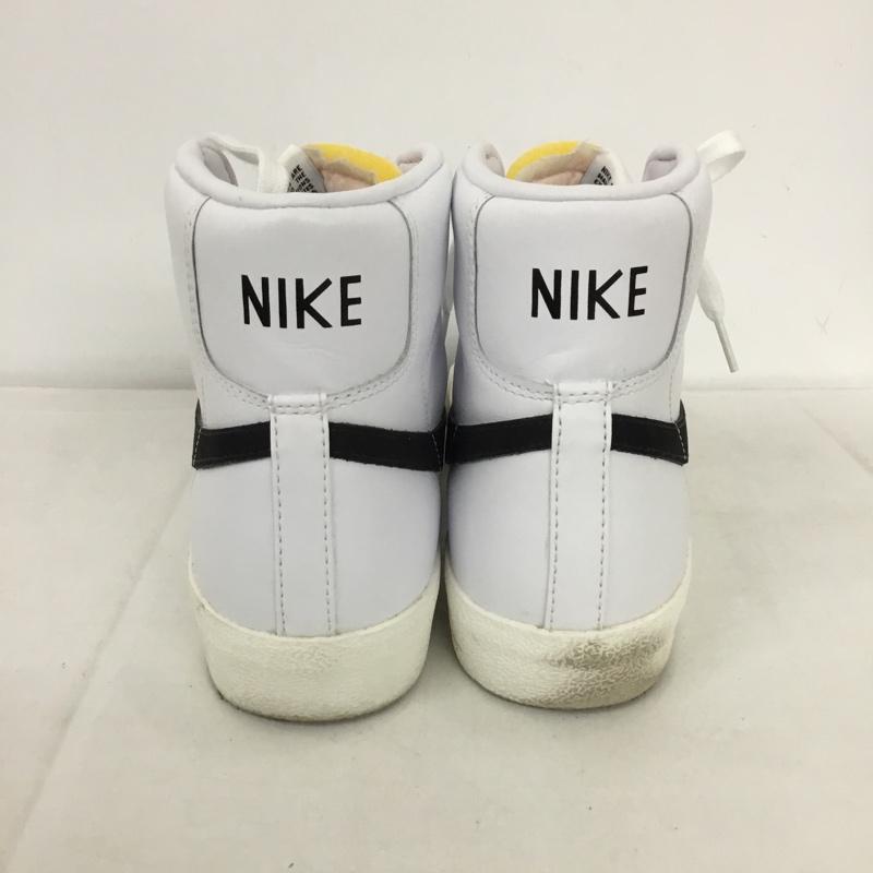 ナイキ NIKE スニーカー スニーカー BQ6806 100 BLAZER MID 77 VINTAGE 26cm 箱有 26.0cm ロゴ、文字 白 / ホワイト / X 黒 / ブラック / メンズ USED 古着 中古 10131799
