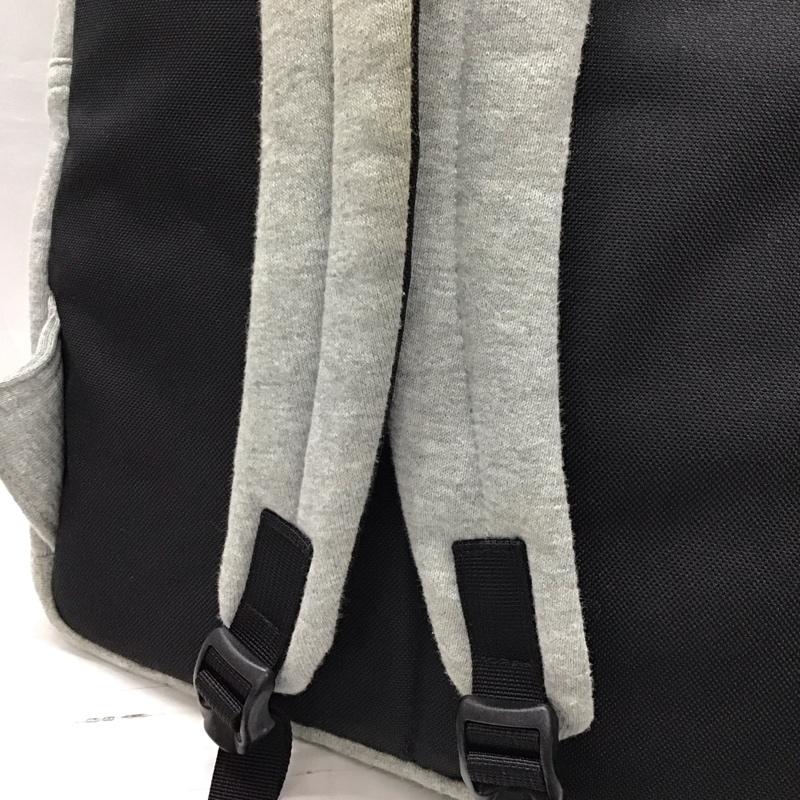 チャムス CHUMS リュックサック、デイパック リュックサック、デイバッグ スウェット ワンポイント 灰 / グレー / メンズ USED 古着 中古 10118889