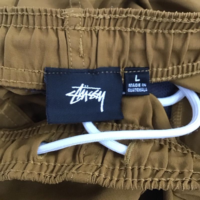 ステューシー STUSSY パンツ ショートパンツ ショートパンツ ハーフパンツ カジュアルパンツ L ロゴ、文字 ベージュ / ベージュ / メンズ USED 古着 中古 10132145