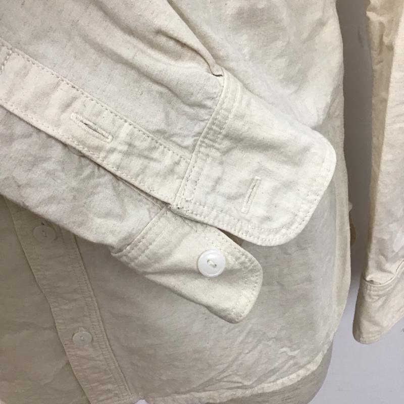 リーバイス Levi s シャツ、ブラウス 長袖 長袖シャツ カラーシャツ ポケットシャツ 長袖カットソー M 無地 オフホワイト / オフホワイト /  メンズ USED 古着 中古 10109304