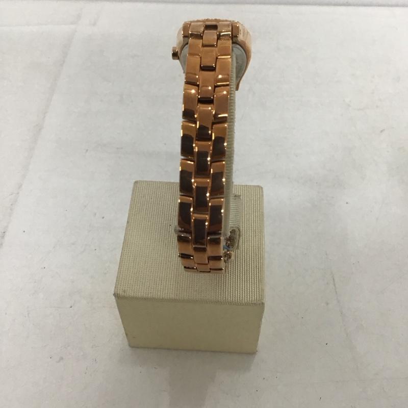 フォリフォリ Folli Follie 腕時計 アナログ(クォーツ式) WF8B026BP 箱有 ロゴ、文字 金 / ゴールド / レディース USED 古着 中古 10134356