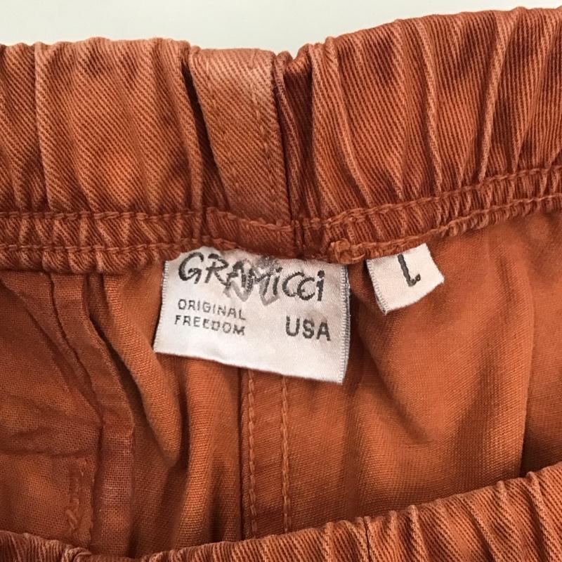 グラミチ GRAMICCI パンツ ショートパンツ クライミングショーツ グラデーション L ロゴ、文字 茶 / ブラウン / X 白 / ホワイト / X カーキ / カーキ /  メンズ USED 古着 中古 10122612