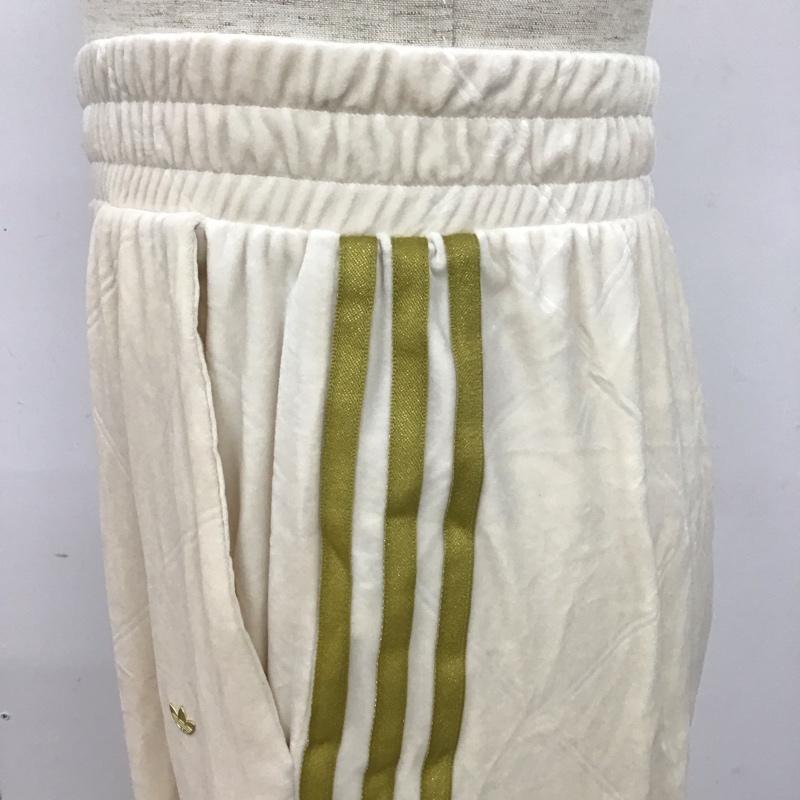 アディダスオリジナルス adidas originals ボトムス ボトムス H18025 ルベットトラックパンツ スポーツウェア ワイドパンツ ロゴ、文字 マルチカラー / マルチカラー / メンズ USED 古着 中古 10110329