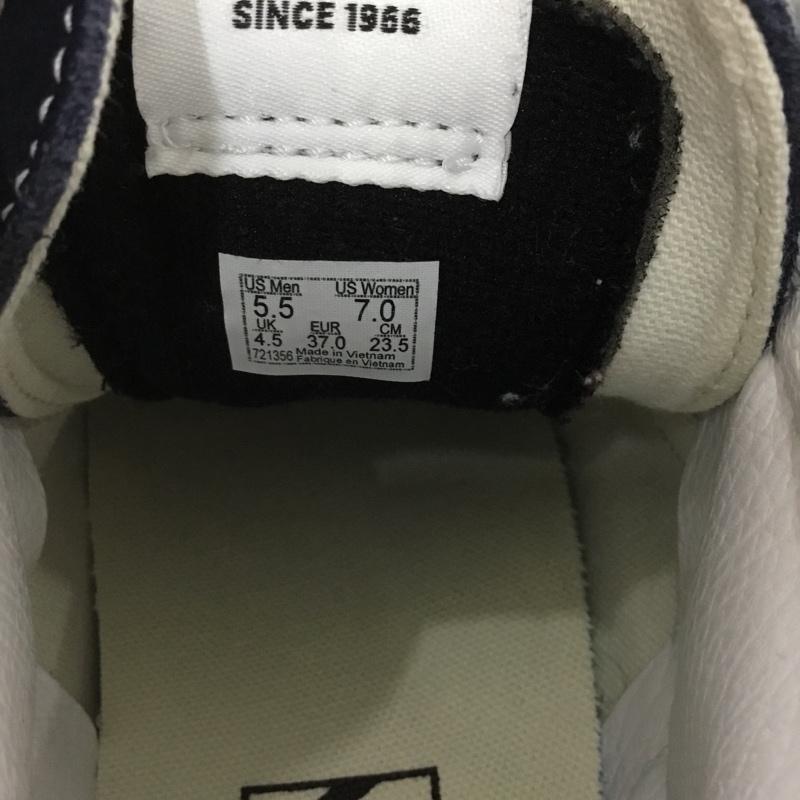 バンズ VANS スニーカー スニーカー 721356 OLD SKOOL ハイカット 23.5cm 23.5cm ロゴ、文字 白 / ホワイト / X 紺 / ネイビー / レディース USED 古着 中古 10127779