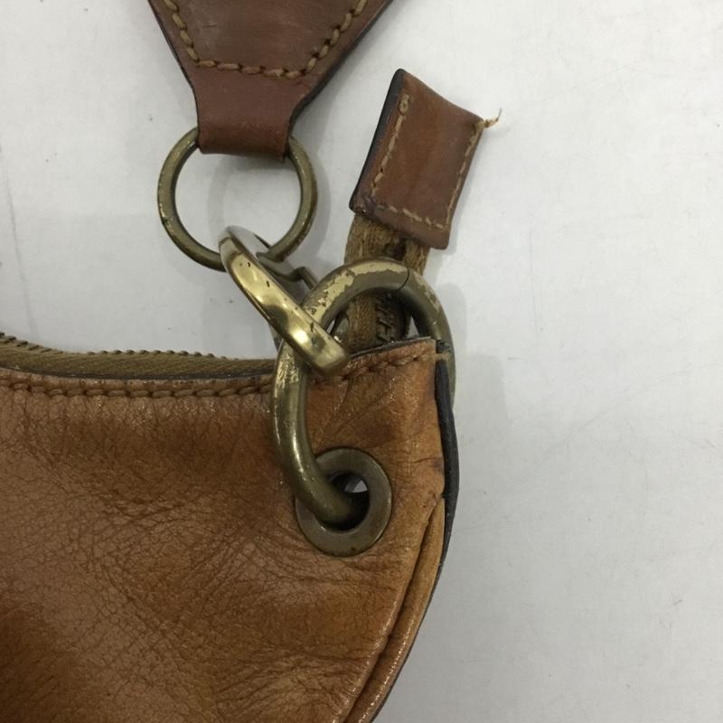 グッチ GUCCI トートバッグ トートバッグ 106663 レザー ワンショルダー 三日月型 ロゴ、文字 茶 / ブラウン / レディース USED 古着 中古 10129107