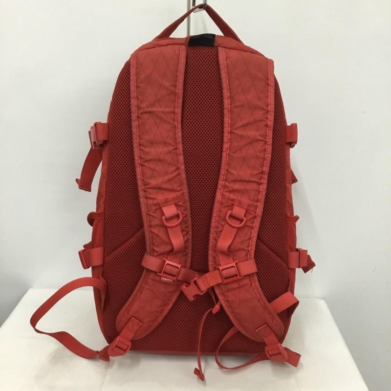 シュプリーム Supreme リュックサック、デイパック リュックサック、デイバッグ 18AW Backpack ロゴ、文字 赤 / レッド / メンズ USED 古着 中古 10137346