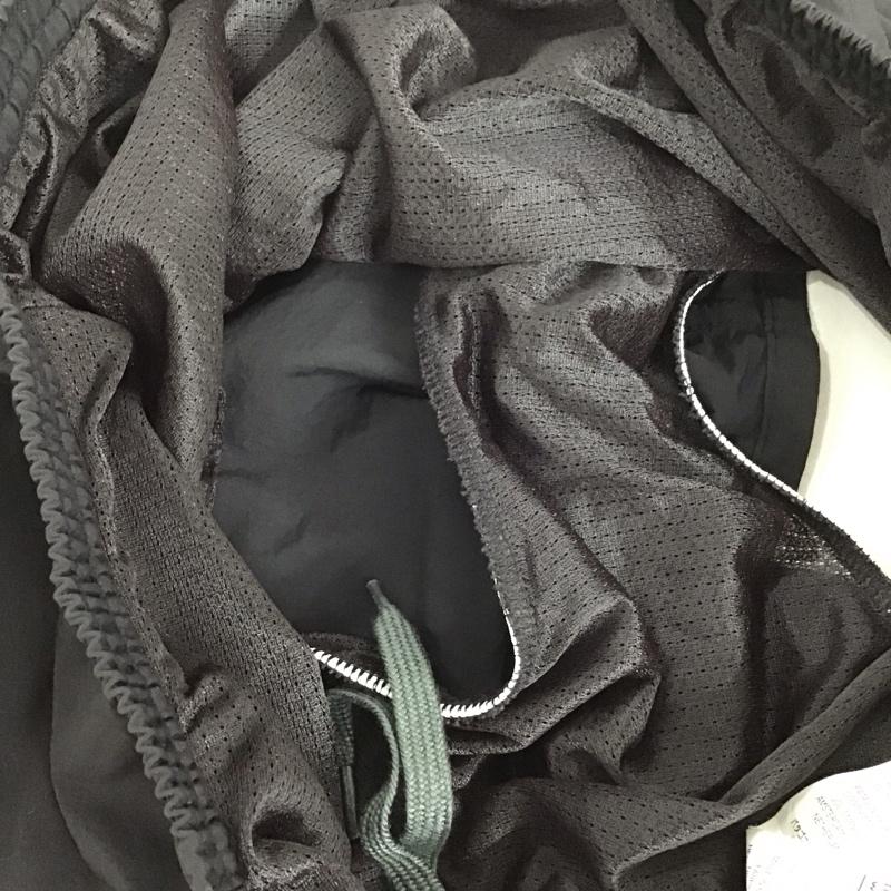 パタゴニア patagonia パンツ ショートパンツ 57022 バギーズショーツ5インチハーフパンツ ハーフパンツ L ロゴ、文字 黒 / ブラック / メンズ USED 古着 中古 10132003