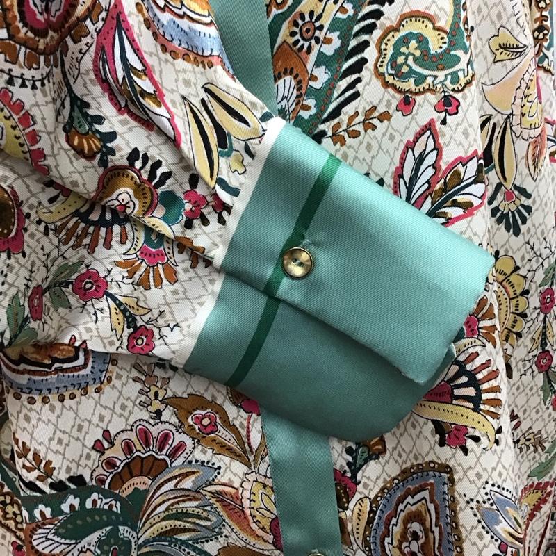 ザラ ZARA シャツ、ブラウス 長袖 長袖シャツ 総柄シャツ カラーシャツ 長袖カットソー XS プリント マルチカラー / マルチカラー / レディース USED 古着 中古 10117983