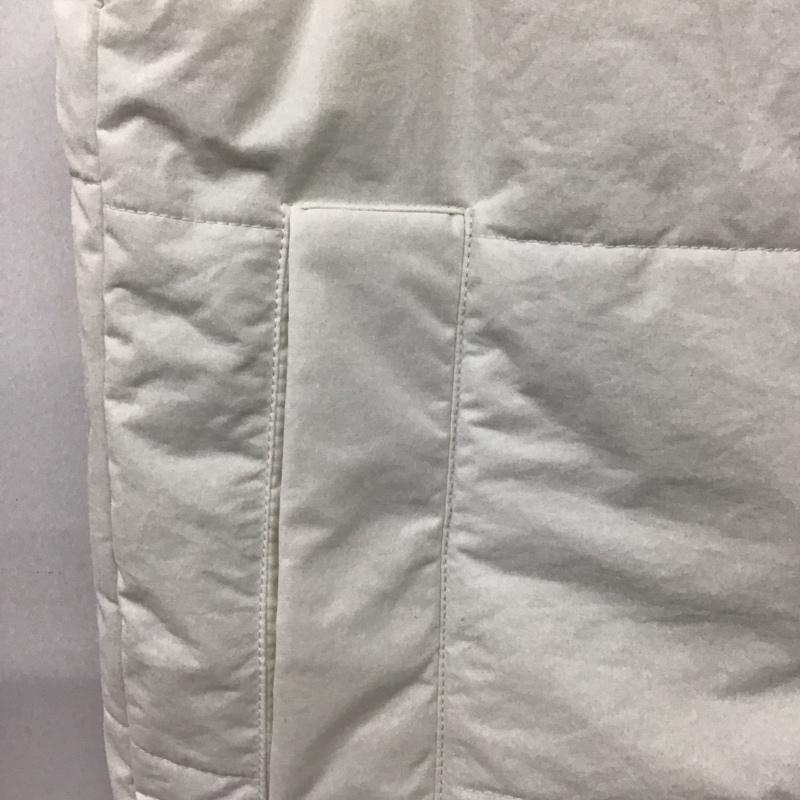 リーボック Reebok ベスト ベスト 中綿 ロゴ、文字 白 / ホワイト / レディース USED 古着 中古 10130590