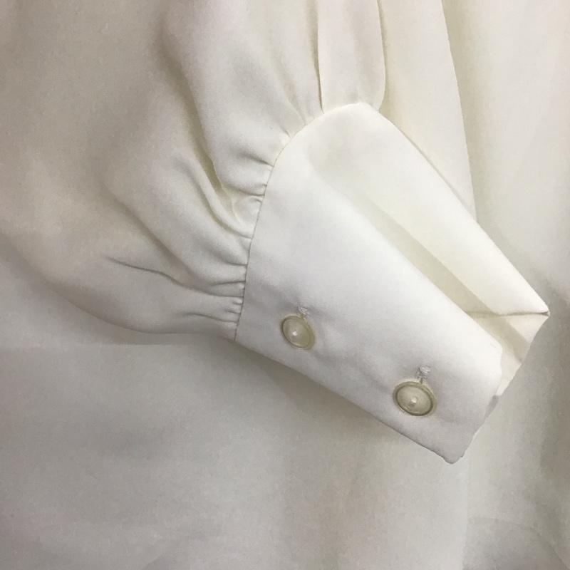 ユナイテッドアローズグリーンレーベルリラクシング UNITED ARROWS green label relaxing カットソー 長袖 長袖カットソー 長袖シャツ サテン 無地 白 / ホワイト / レディース USED 古着 中古 10133001