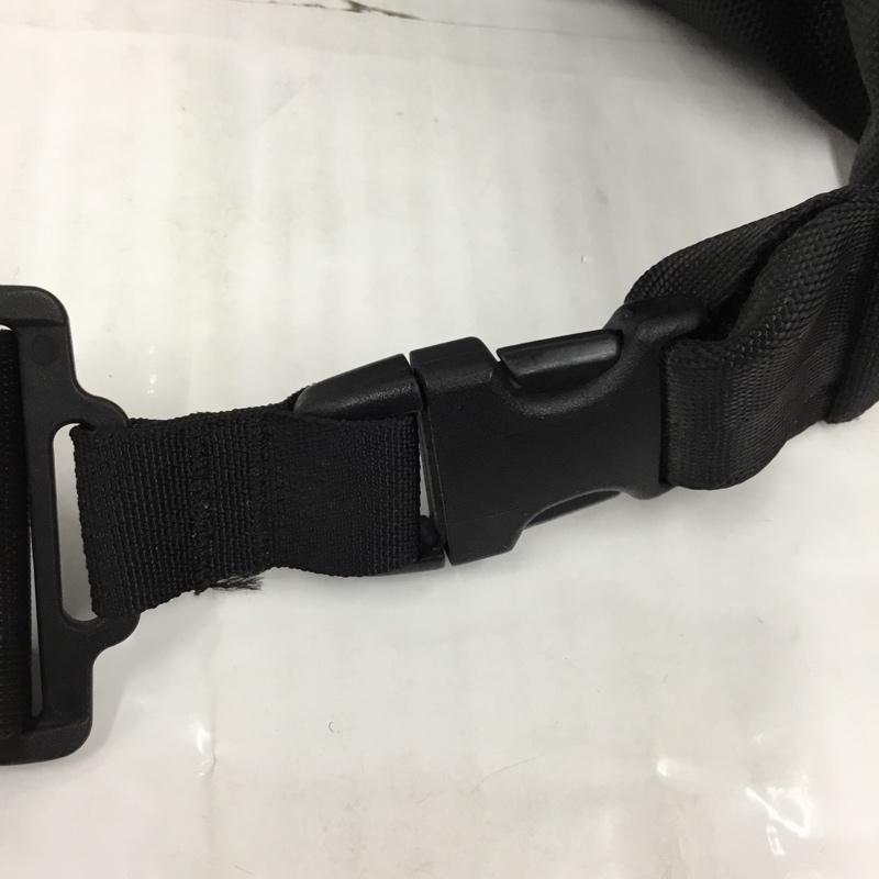ブリーフィング BRIEFING ウエストバッグ ウエストバッグ ショルダーバッグ ロゴ、文字 黒 / ブラック / メンズ USED 古着 中古 10106037