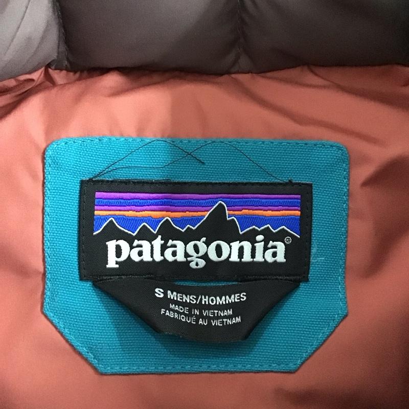 パタゴニア patagonia ベスト ベスト 27586fa14 ダウンベスト ノースリーブ アウター 前ボタン S ロゴ、文字 マルチカラー / マルチカラー / メンズ USED 古着 中古 10119998
