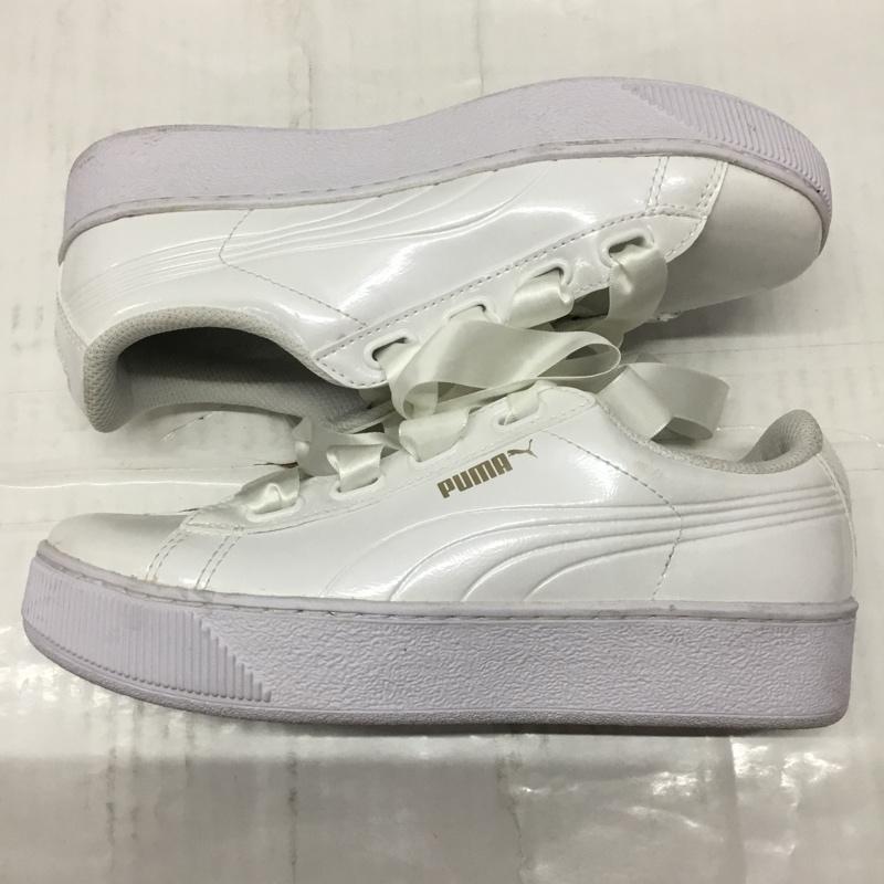 プーマ PUMA スニーカー スニーカー 36641902 Vikky Platform Ribbon P 23cm 23.0cm ロゴ、文字 白 / ホワイト / レディース USED 古着 中古 10106627