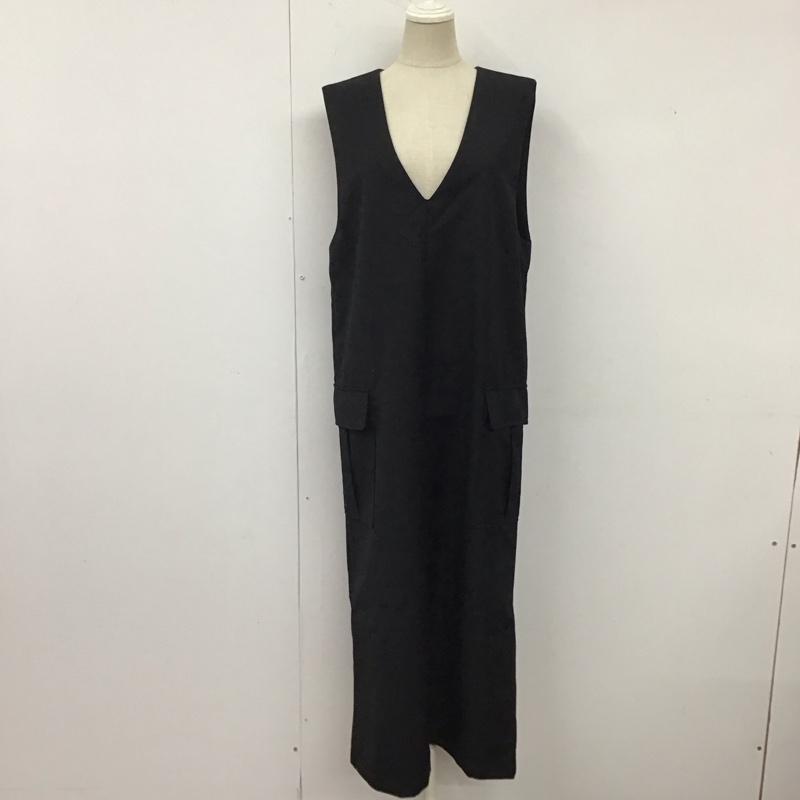 ザラ ZARA ジャンパースカート ジャンパースカート 8073 052 800 Vネック ノースリーブ ワンピース S 無地 黒 / ブラック / レディース USED 古着 中古 10121531