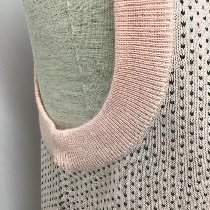 ユナイテッドアローズ UNITED ARROWS ベスト ベスト ニットベスト ノースリーブカットソー セーター Vネックカットソー M 総柄 緑 / グリーン / X 桃 / ピンク / メンズ USED 古着 中古 10111641