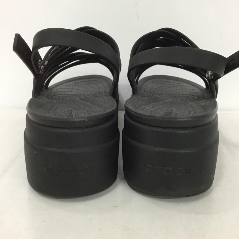 クロックス crocs サンダル サンダル 206751 ブルックリン ストラッピー ローウェッジ W10 ロゴ、文字 黒 / ブラック / レディース USED 古着 中古 10132031