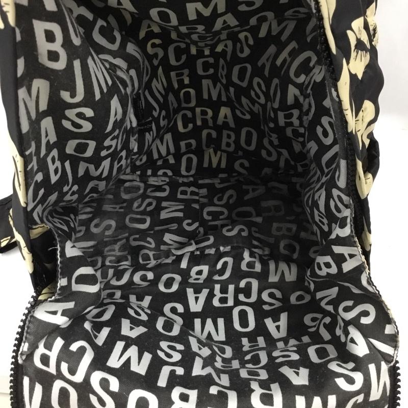 マークバイマークジェイコブス MARC by MARC JACOBS リュックサック、デイパック リュックサック、デイバッグ リップ柄 キルティング ロゴ、文字 黒 / ブラック / X ベージュ / ベージュ / レディース USED 古着 中古 10105985