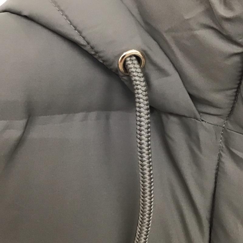 ザラ ZARA ベスト ベスト 3046 741 505 中綿 フード ロング丈 タグ付き L 無地 カーキ / カーキ / レディース USED 古着 中古 10138926