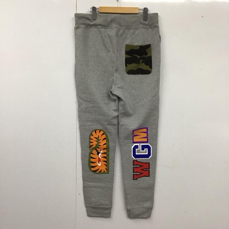 アベイシングエイプ A BATHING APE パンツ ワークパンツ、ペインターパンツ スウェットパンツ ワイドパンツ カジュアルパンツ L ロゴ、文字 灰 / グレー /  メンズ USED 古着 中古 10124116