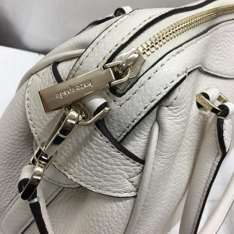 ケイトスペード Kate Spade ハンドバッグ ハンドバッグ ショルダーバッグ 2WAY ロゴ、文字 アイボリー / アイボリー / レディース USED 古着 中古 10119923