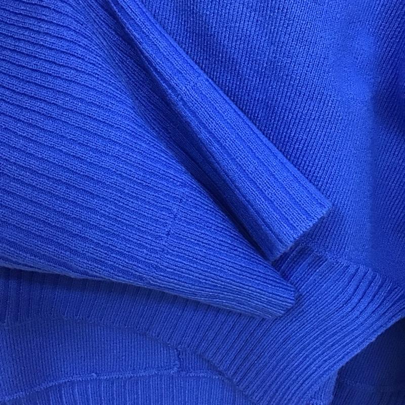 スライ SLY ニット、セーター 長袖 030EAA70-1490 STEP HEM TOPS FREE 無地 青 / ブルー / レディース USED 古着 中古 10137787
