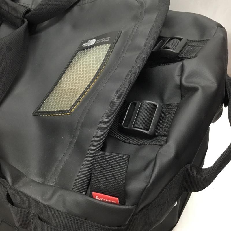 シュプリーム Supreme ボストンバッグ ボストンバッグ THE NORTH FACE NM819461 Arc Logo Small Base Camp Duffle Bag ロゴ、文字 黒 / ブラック / メンズ USED 古着 中古 10115590