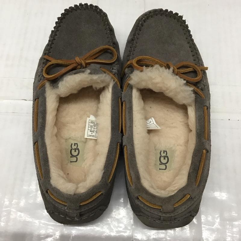 アグ UGG カジュアルシューズ カジュアルシューズ 1107949 Dakota 23cm モカシン 23.0cm 無地 灰 / グレー / レディース USED 古着 中古 10117346