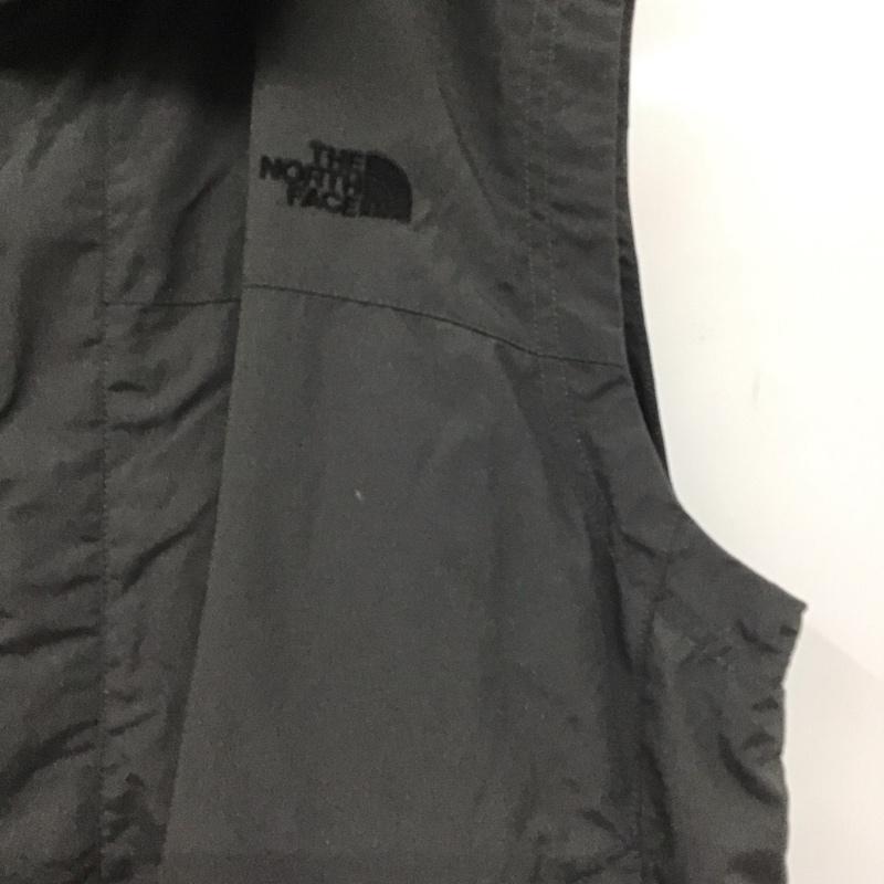 ザノースフェイス THE NORTH FACE ベスト ベスト np11916 EARTHLYVEST ジップアップベスト スタンドカラー ノースリーブカットソー L ロゴ、文字 灰 / グレー / メンズ USED 古着 中古 10139558