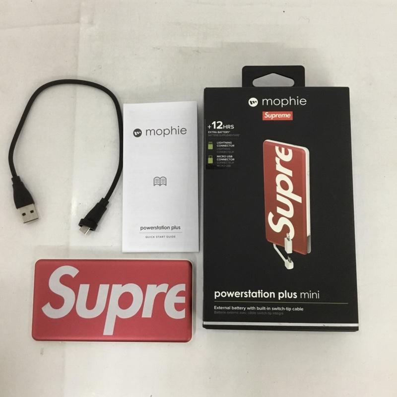シュプリーム Supreme ファッション小物 ファッション小物 8-10472-03885-8 Mophie Powerstation Plus Mini モバイルバッテリー ロゴ、文字 赤 / レッド / X 白 / ホワイト / メンズ USED 古着 中古 10132578