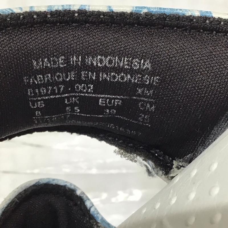 ナイキ NIKE サンダル サンダル 819717 002 WMNS BENASSI DUO ULTRA SLIDE 25cm 25.0cm ロゴ、文字 白 / ホワイト / X 紺 / ネイビー / レディース USED 古着 中古 10115659